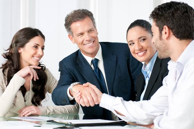 Franchise network expansion - connecting multiple franchise locations